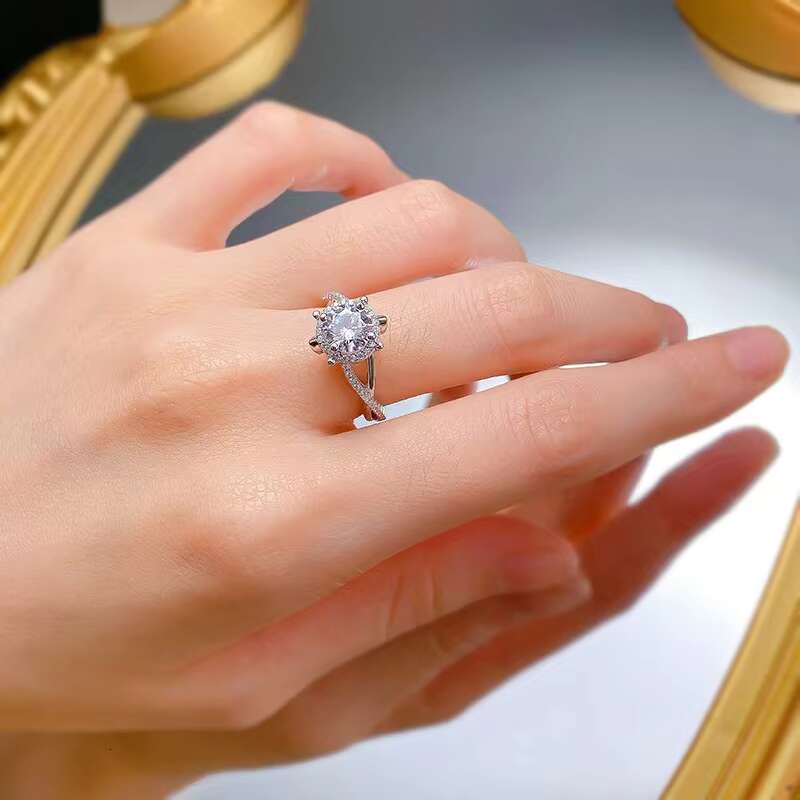 High Quality 925 Sterling Silver D Color 1CT round Cut Moissanite Diamond 18K White Gold Plated Luxury Wedding Ring