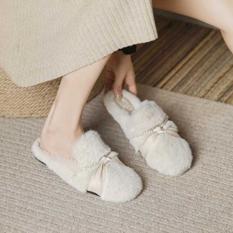 Women Lightweight A… - image