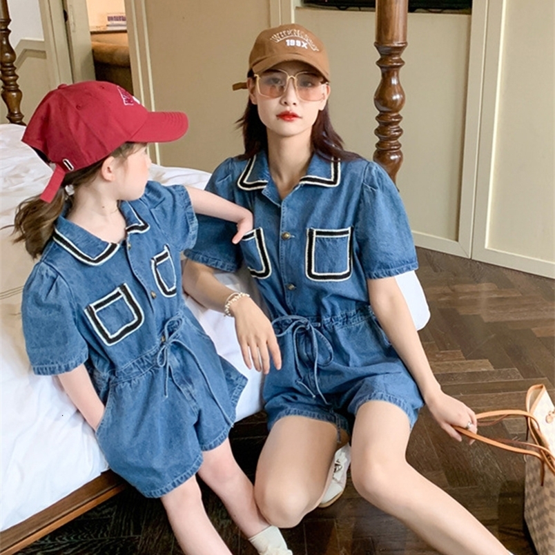Family Matching Outfits Korean Version Parent-child Wear Mother-daughter Denim Jumpsuit Children's Denim Clothing mommy and me clothes 230506