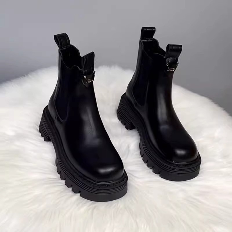 Free shipping Simple thick soled Martin boots chimney boots women's autumn winter Chelsea boots casual and plush slim boots short boots HOT