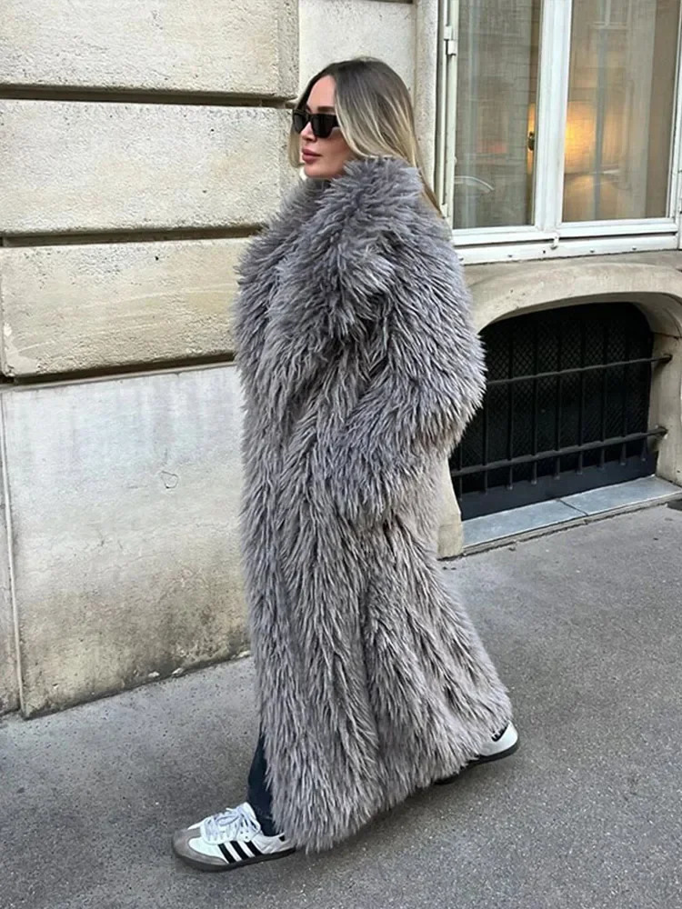 Winter Faux Fur Long Coat Women Vintage Full Sleeve Pocket Lapel Thicken Warm Outwear Female Fashion Urban Streetwear Lady 251029