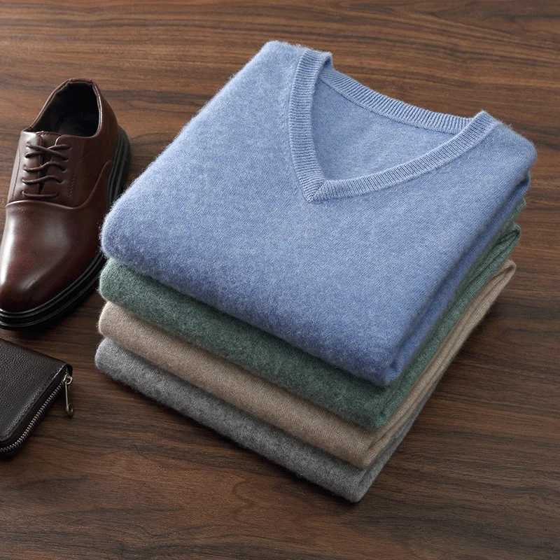 AutumnWinter New Mens 100 Cashmere Pullover Business Casual Solid Knitted Sweater Loose Vneck Tops Basic Thick Warm JumperXJ250929
