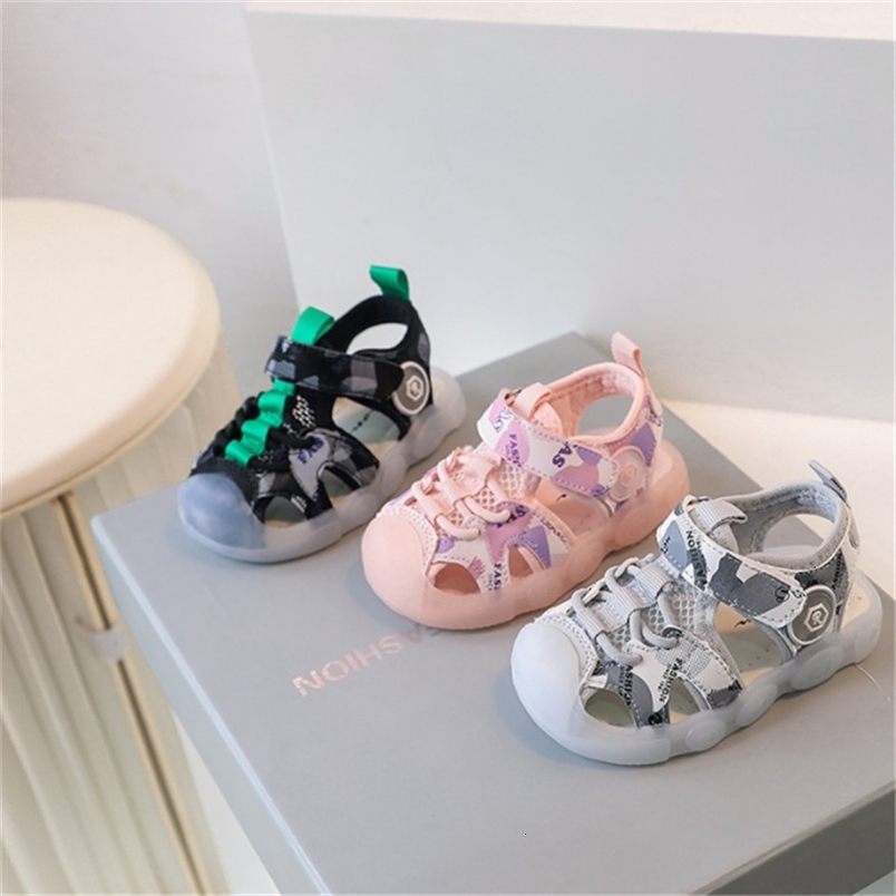 Sandals Summer Baby Shoes For Boys Leather Cut-outs Girls Sandals Soft Sole Closed Toe Kids Beach Shoes Fashion Toddler Sandals 230417