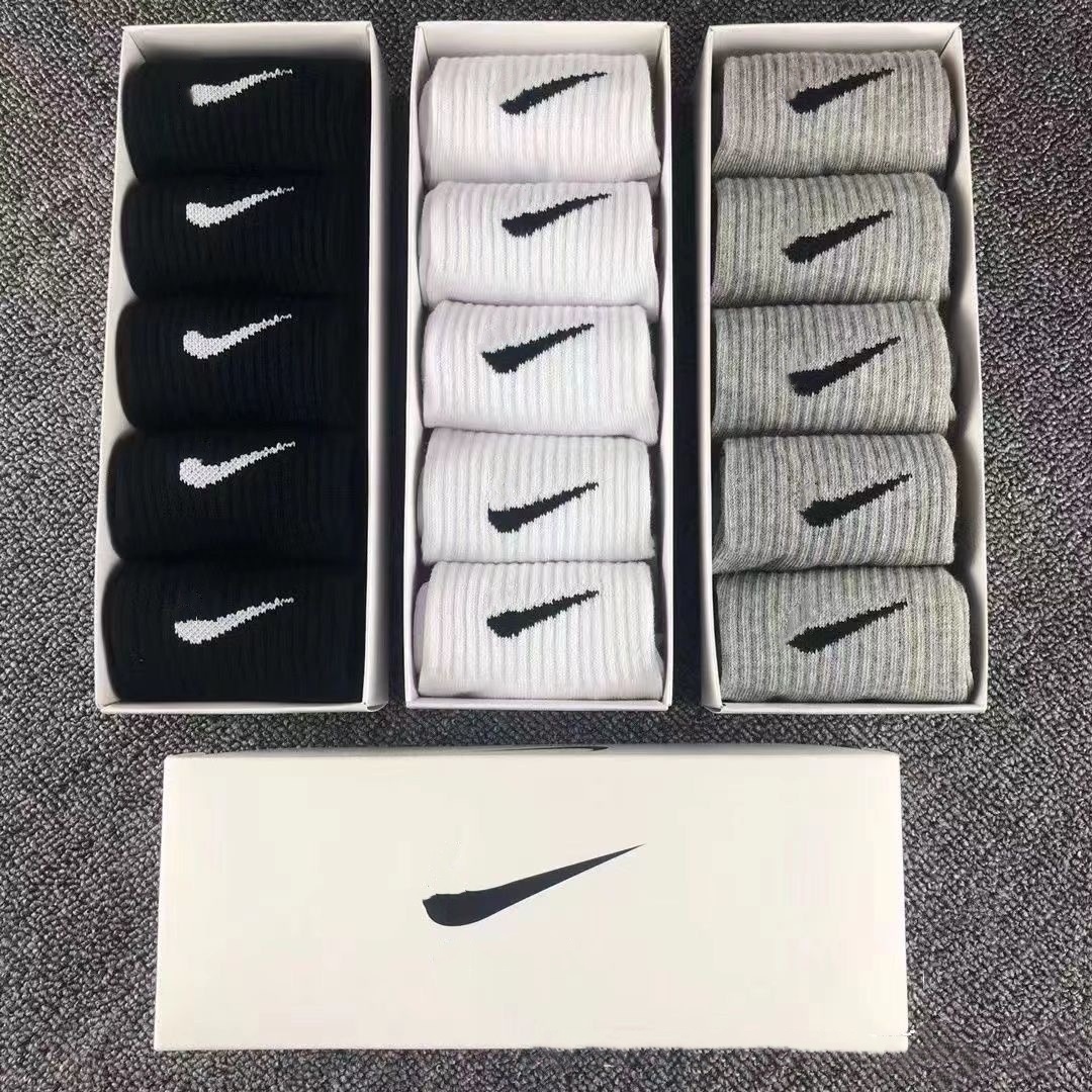 Designed men's low, medium and high-waisted pure black, white and grey breathable women's cotton socks, as well as breathable jogging, basketball and football sports socks