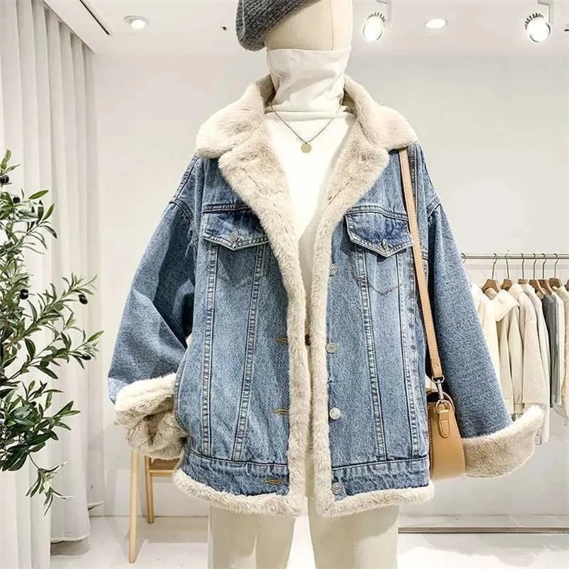 DoubleSided Lamb Wool Denim Jacket Womens Velvet Thick Furry Casual BF Padded Loose Winter Cowgirls Coat 241025