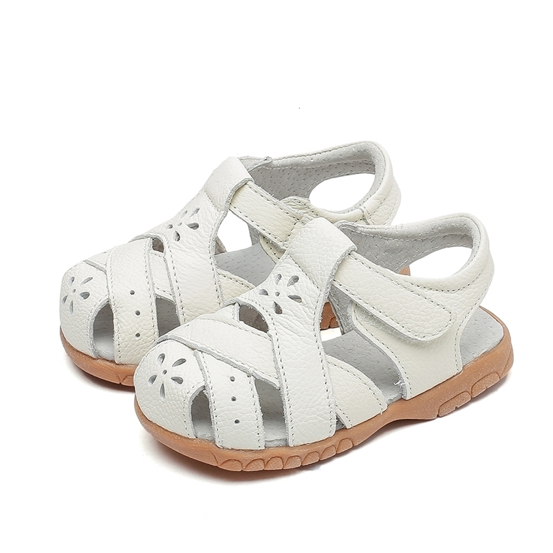 Sandals Genuine leather soft closed toe cut out children Girls sandals flat toddler Summer shoes 230421