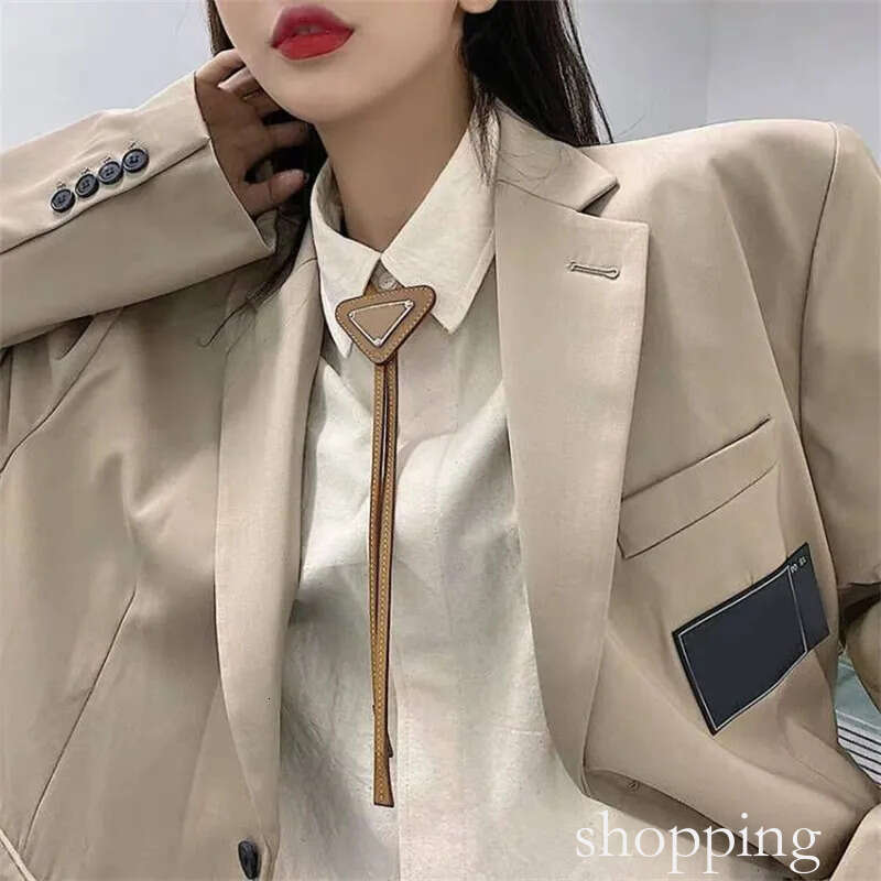 now Women Necktie Designer mens Neck Suit NeckTies Business Men Silk Ties Party Wedding Neckwear P inverted Triangle Tie 4 Colors bolo tie