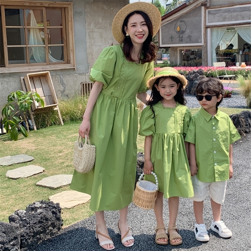 Family Matching Outfits Sets Dress Outfits And Sister Korean Baby Girls Son Matching Brother Daughter Women Mom Boy Dresses Clothes Summer Mother 2304