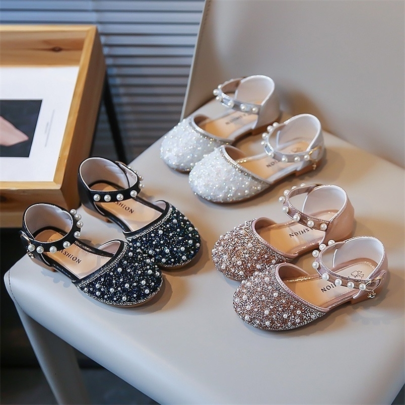 Sandals Summer Girls Flat Princess Sandals Fashion Retro Simple Pearl Baby Shoes Kids Shoes Party Wedding Party Sandals 230515