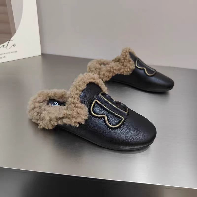 Designer shoes free shipping Soft leather lamb wool thick soled slippers for women fashionable casual shoes for outdoor wear black brown grey