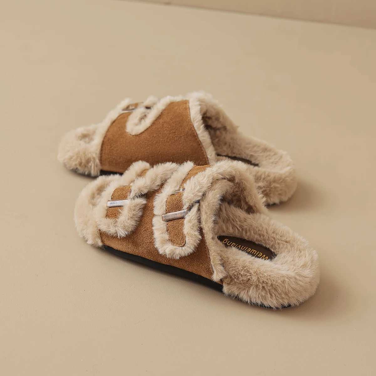 Hairy slippers for womens outdoor wear for autumn and winter 2024 new comfortable and casual retro lamb wool cotton slippers Z250929
