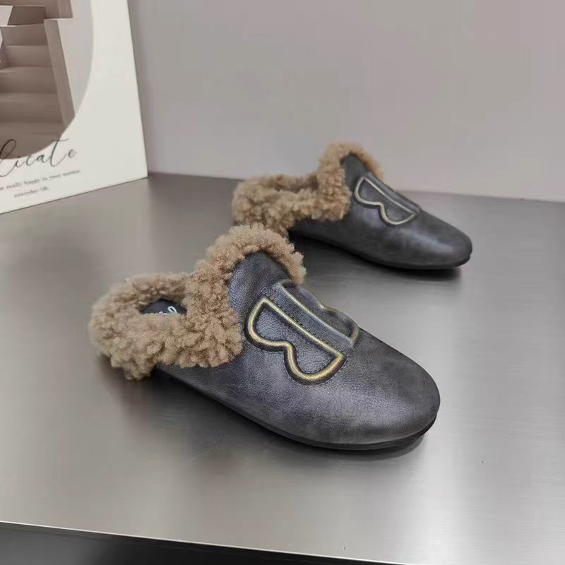 Designer shoes free shipping Soft leather lamb wool thick soled slippers for women fashionable casual shoes for outdoor wear black brown grey