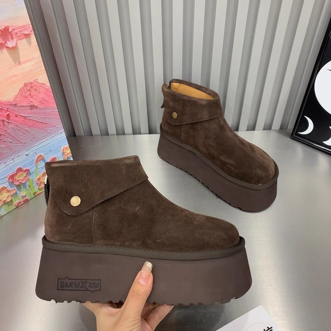 Free Shipping Simple casual shoes thick soled sponge snow boots women's shoes bread shoes height increasing frosted leather short boots NEW