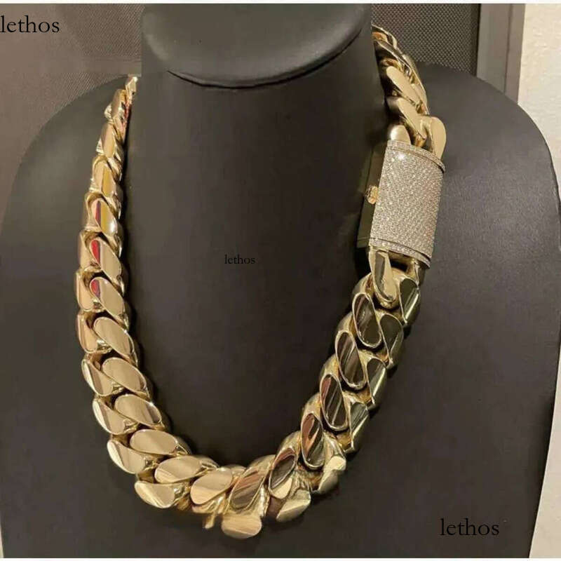 Fine jewelry Pendant Necklaces Choker Custom k Gold 20mm Miami Cuban Chain Necklace be