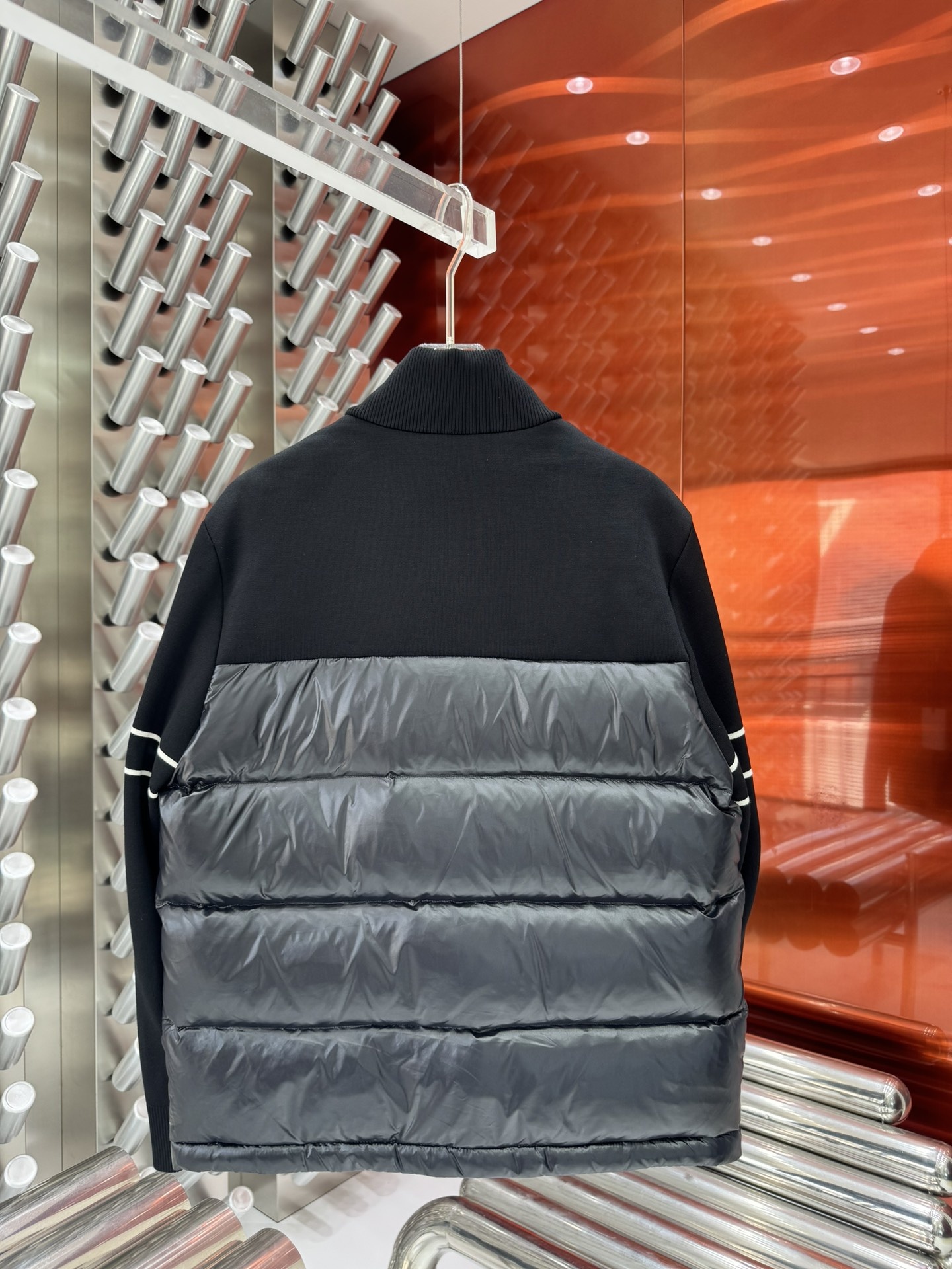 2025 autumn and winter new men's knitted down jacket, fashionable and versatile, age-reducing and slimming