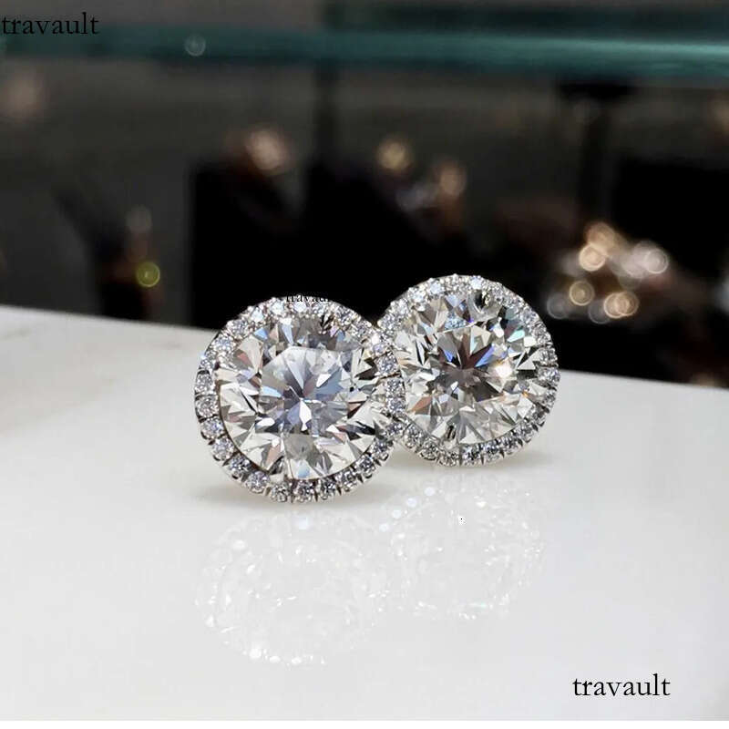 Classic Sterling Sier Stud 4mm Round Simulated Dia Earrings for Women Men Jewelry2024