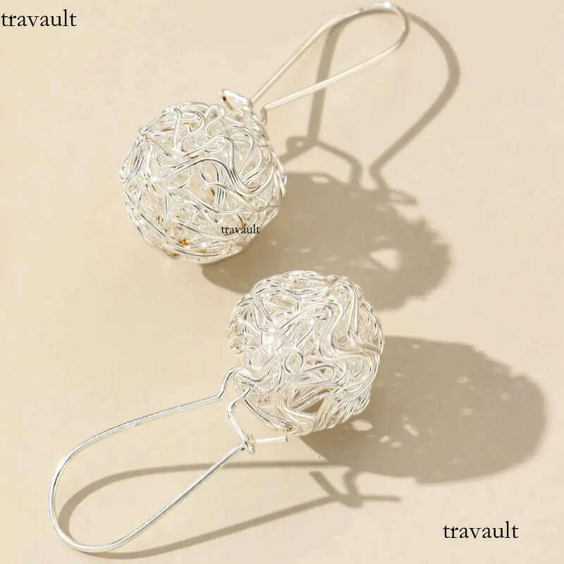 Korean Style Hollow Ball Pendant Stud Earrings for Women Vintage Party Jewelry Wholesale Sweet Friend Gift Aretes Brincos