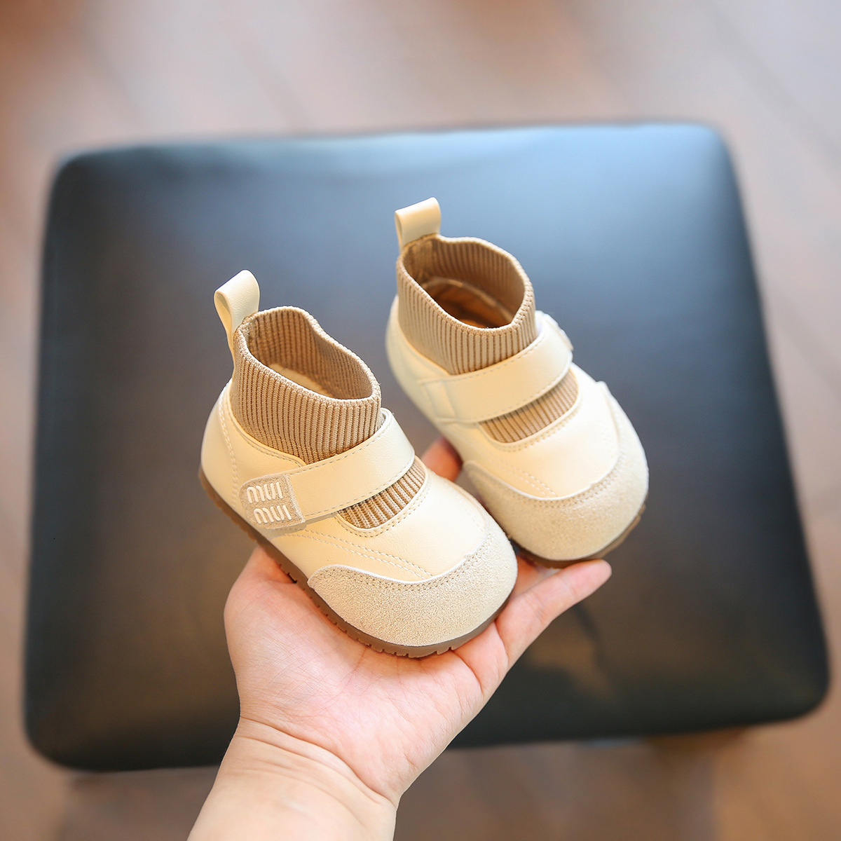 Designer Fashionable Single Shoe Designer Shoes For Young Children Soft Soled Walking Shoes Breathable Autumn New Luxury Shoes For Men And Women Child