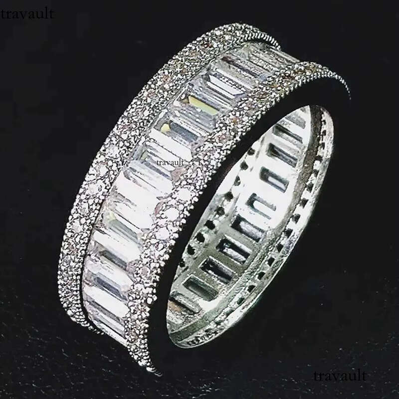DHCollections Crystal Stackable Ring Set Fashion Zircon Style Band Rings for Women Adjustable Sparkle Statement Jewelry 6 Sizes 1 Piece
