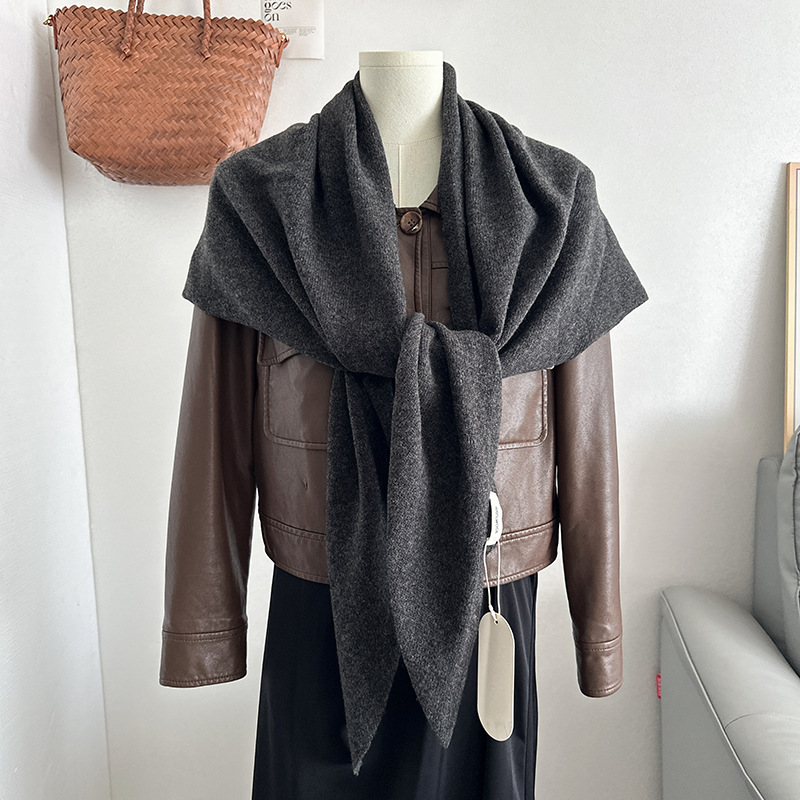 Free Shipping Wool And Triangle Shawl For Autumn And Winter Warm Solid Color Simple High Sense Of Scarf Scarf 2025s hot
