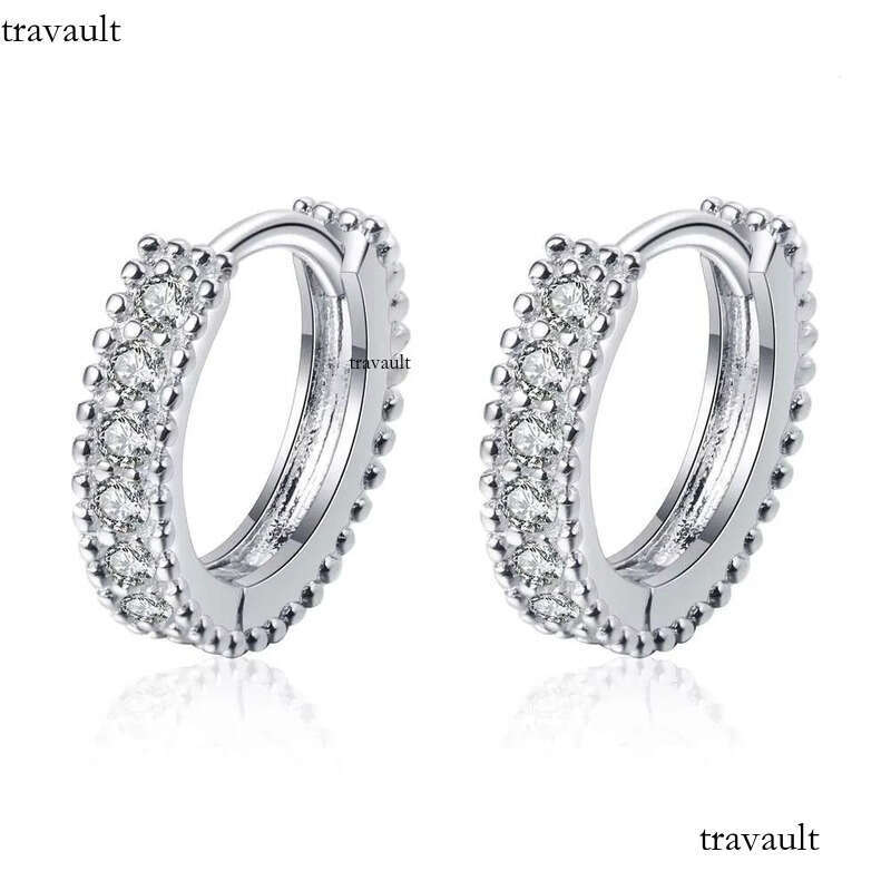 DHcollection Fashion Jewelry Inlaid With Spure Sier Reverse D Color Pyroxene Full Dia Ring Earrings