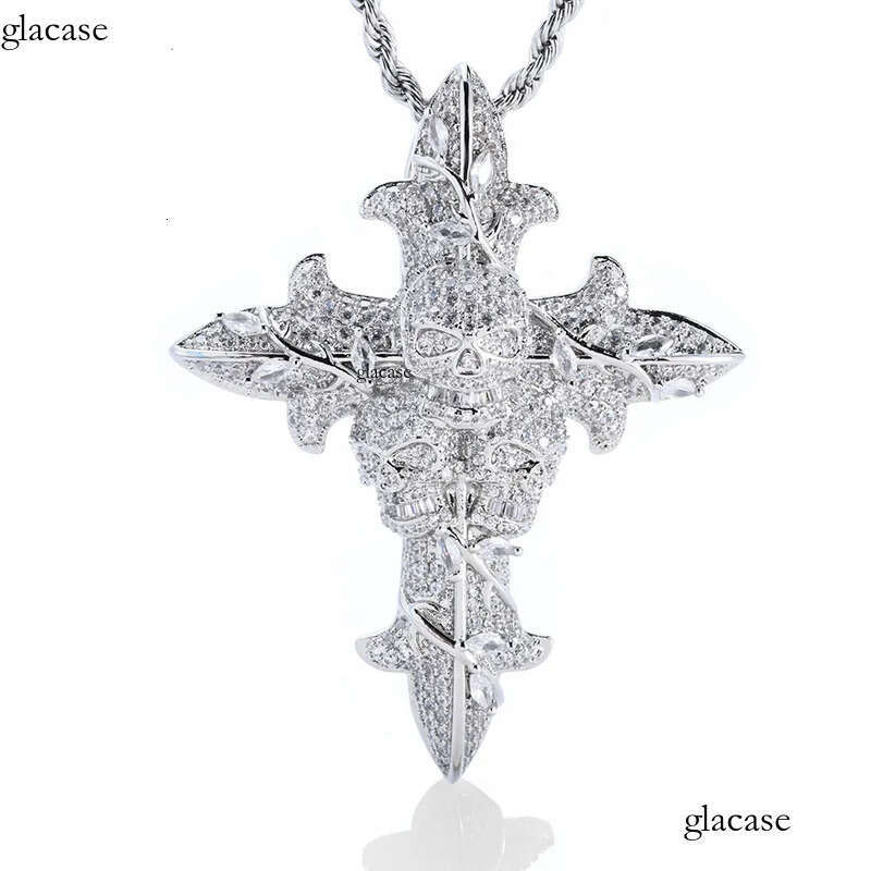 Factory wholesale new Hip hop skull cross pendant S sier moissanite mens necklace accessory e6