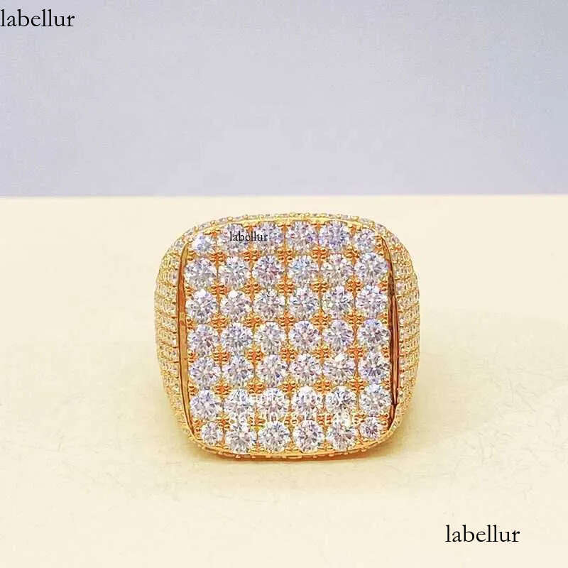 Hip Hop Ring Shining Bling Sterling Sier 14K Gold Plated Iced Out Jewelry VVS Moissanite Dia Pinky Rings cb