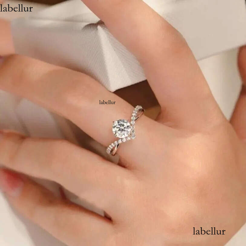 1CT Moissanite Dia Wedding Rings Simple Fashion Jewelry Real Sterling Sier Zircon Eternity Women Finger Ring For Lover Gift 52