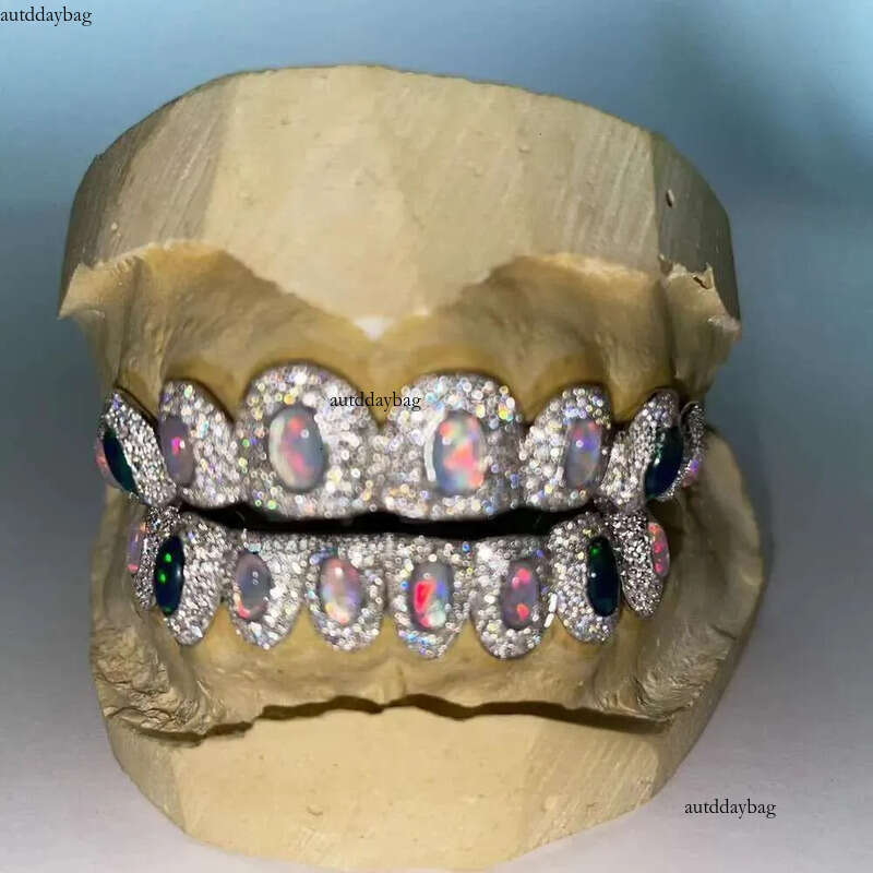 Custom Made Hip Hop Iced Out Sterg sier Jewelry Permanent Cut VVS Moissanite Dias Teeth Mouth Grillz