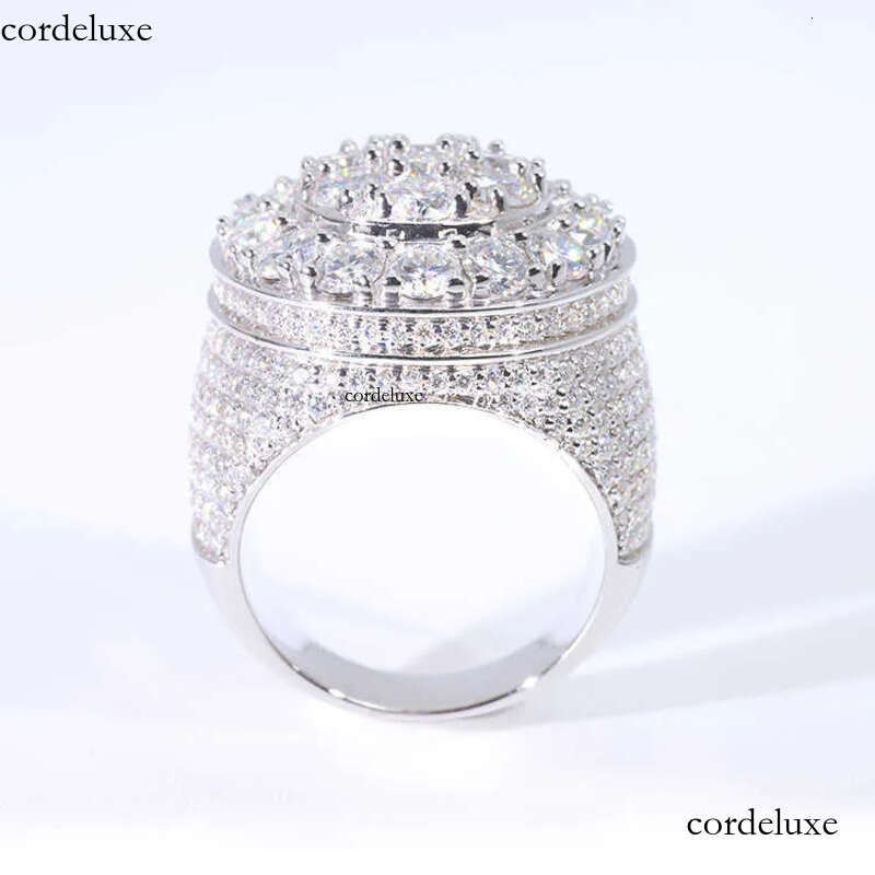 Hip Hop Style Iced Out Round Brilliant Cut VVS Moissanite Gold Plated Sterling Sier Ring For Men 4d