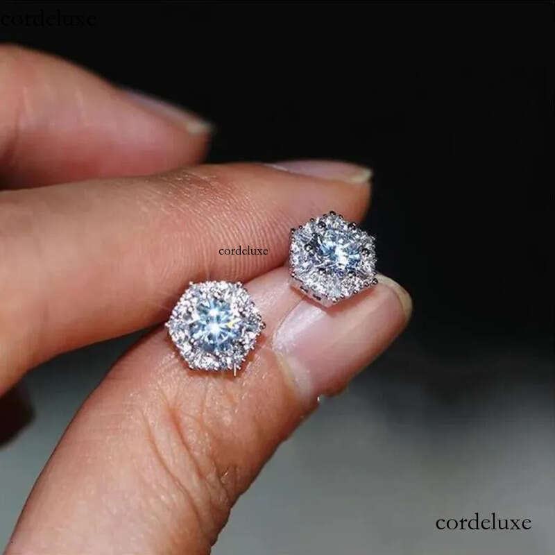 Super Sparkling Stud Earrings Jewelry Sterling Sier Round Cut White Lab Moissanite Dia Party Women Wedding Earring For Lover Gift 9c