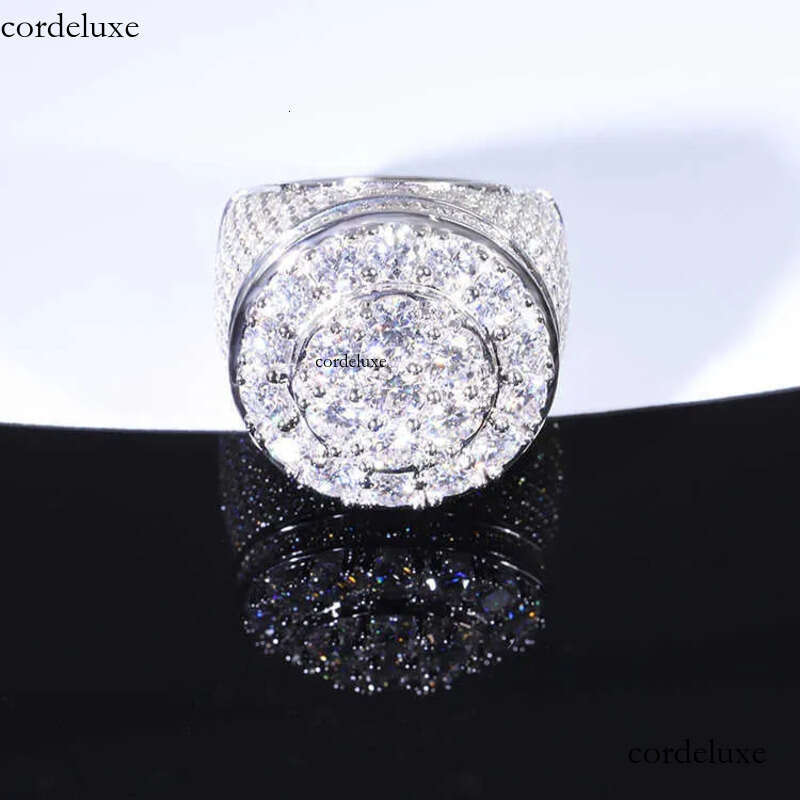 Hip Hop Style Iced Out Round Brilliant Cut VVS Moissanite Gold Plated Sterling Sier Ring For Men 4d