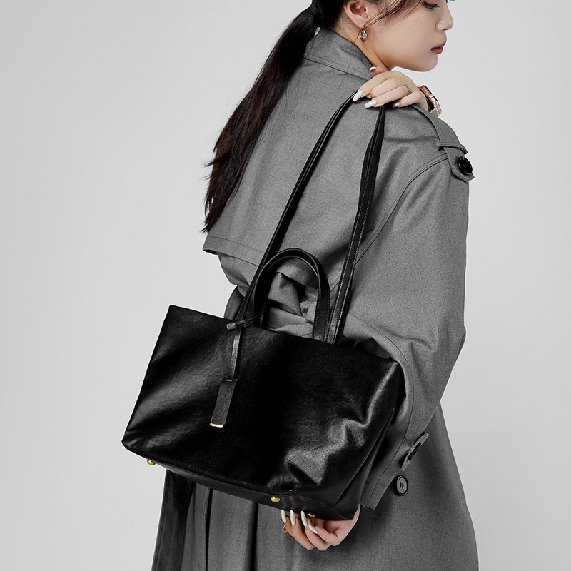 New Women fashion s Handbag Genuine Leather Women s Underarm Shoulder Slant Cow Leather Bag Designer Bag Retro Soft Leather Shoulder Bag