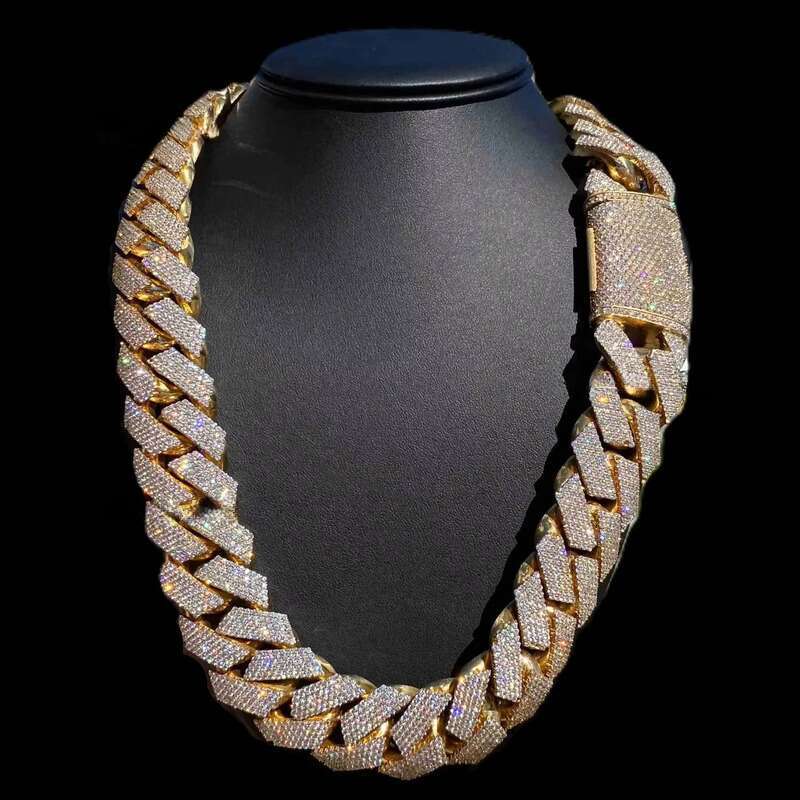 Custom 550 grams Sier Cuban Link Chain Big Rappers Hip Hop Style with Moissanite Dias Yellow Gold Material for Gift