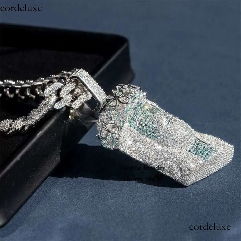 3D Design Rapper Jewelry Buss Down Sterling Sier Hip Hop Iced Out VVS White Mix Blue Moissanite Jesus Pendant 02