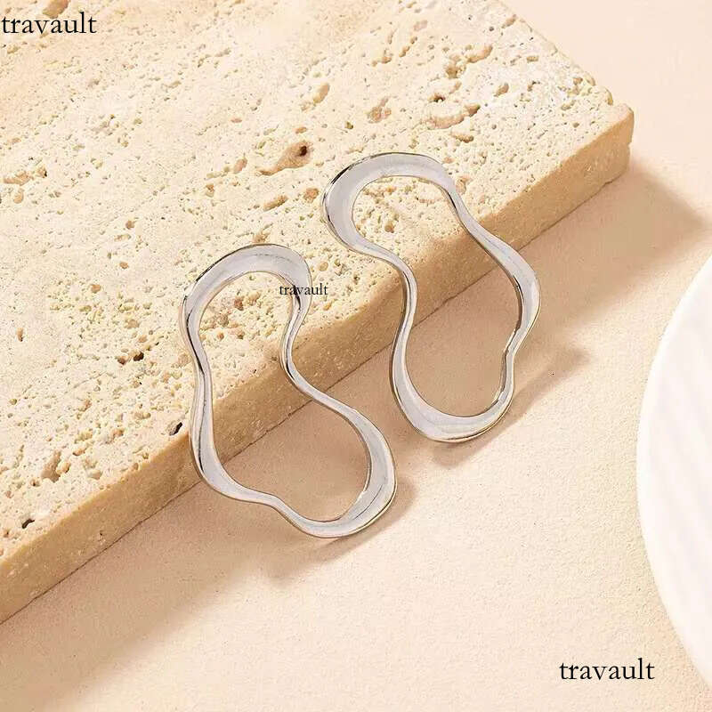 DHCollections Trend Metal Geometric Heart shaped New Design Irregular Simple Earrings Women's Fashion Accessories Gifts 2025