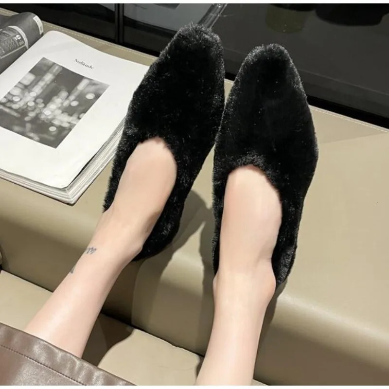 Fashion Pointed Toe Fur Ballet Flat Woman Winter Warm Plush Shallow Loafer Ladies Concise Furry Heeled Dress Shoes Zapatos Mujer 250930