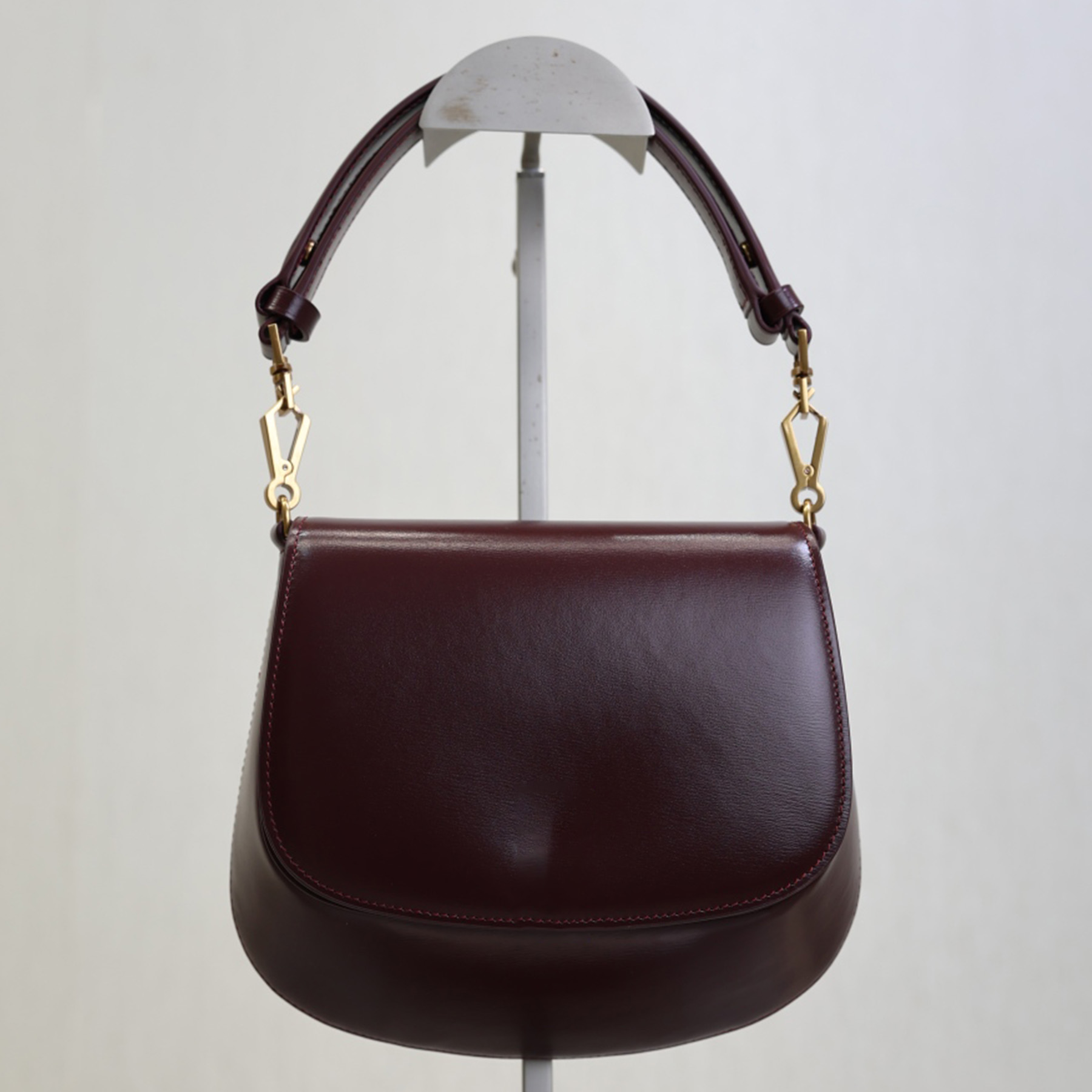 Top Quality 10A Mini Top Handle Bag Luxury Designer Genuine Leather Golden Hardware Shoulder Bag Suede Lining Handbag Magnetic Snap Closure Tote Bag Purse