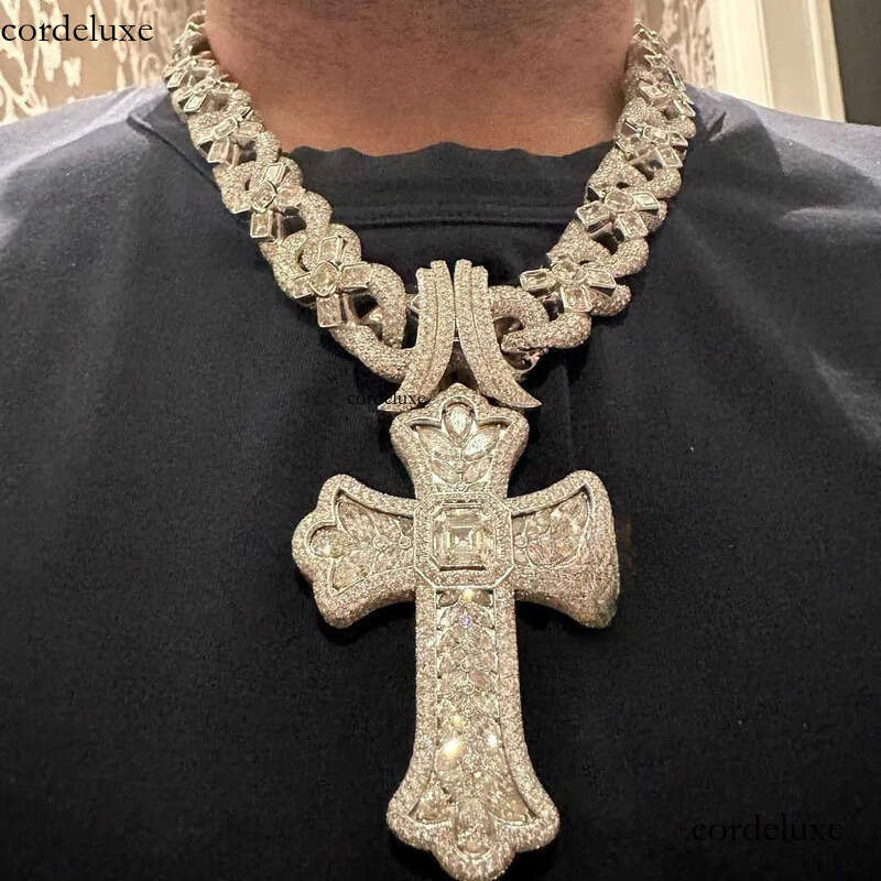 Pendant Necklaces Designer Hip Hop Jewelry Necklace Sier Iced Out vvs Moissanite Dia Fashion Cuban Chain Link 77