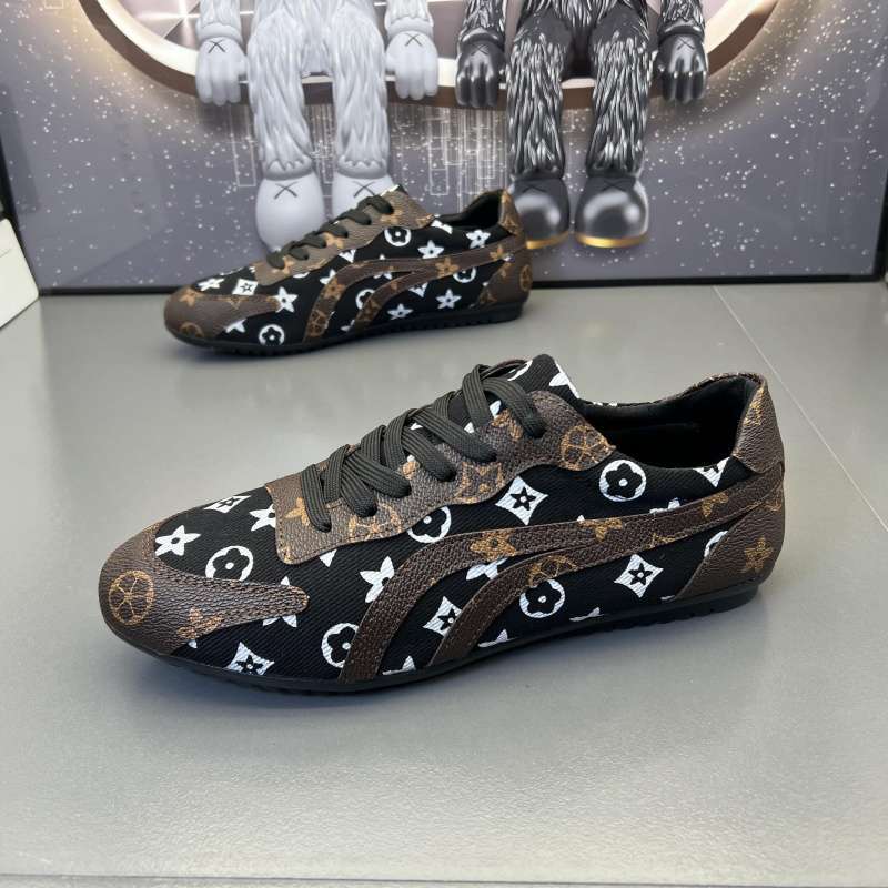 free shipping hot designer shoes New fashionable and trendy casual shoes for young people retro printed board shoes for men