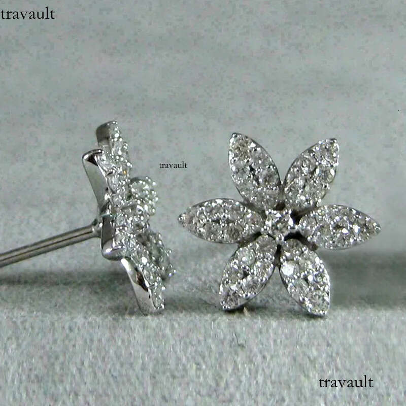 2024 Simple Fashion Stud Earrings Sterling Sier Pave White 5A Cubic Zircon CZ Dia Gemstones Party Dinner Women Snow Flower Earring Gift