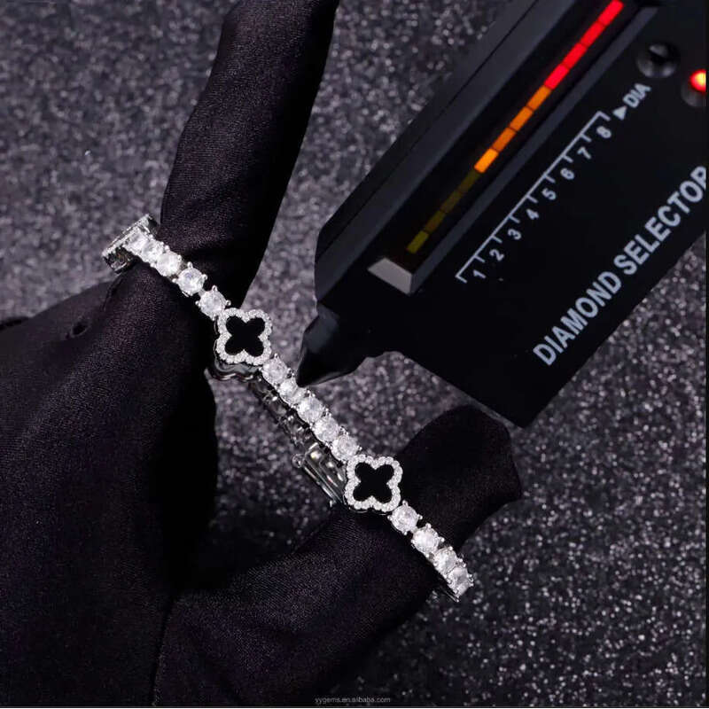 Bracelet Chain Jewelry Set Hip Hop Iced Out Four-leaf clover dia studded tennis necklace women's exquisite high-grade clavicular chain accessorie