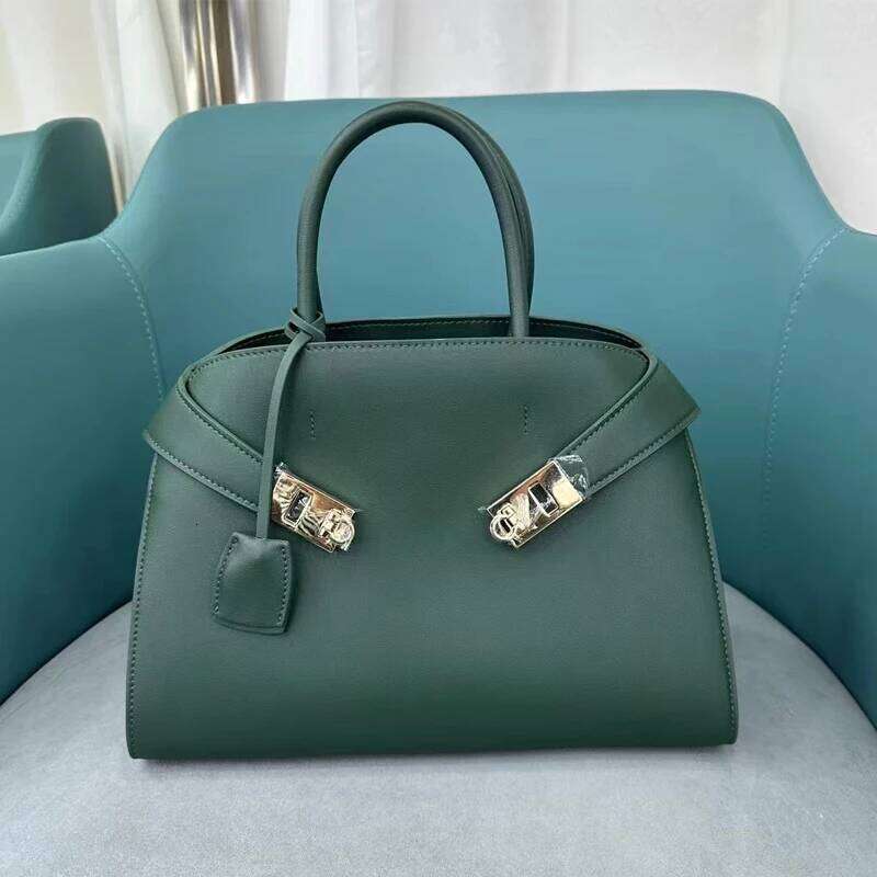 Designer Bags Genuine Handbag Hug Pillow Top Layer Leather Advanced Feeling New Model Fashion Temperament Boston Bag Hot Selling