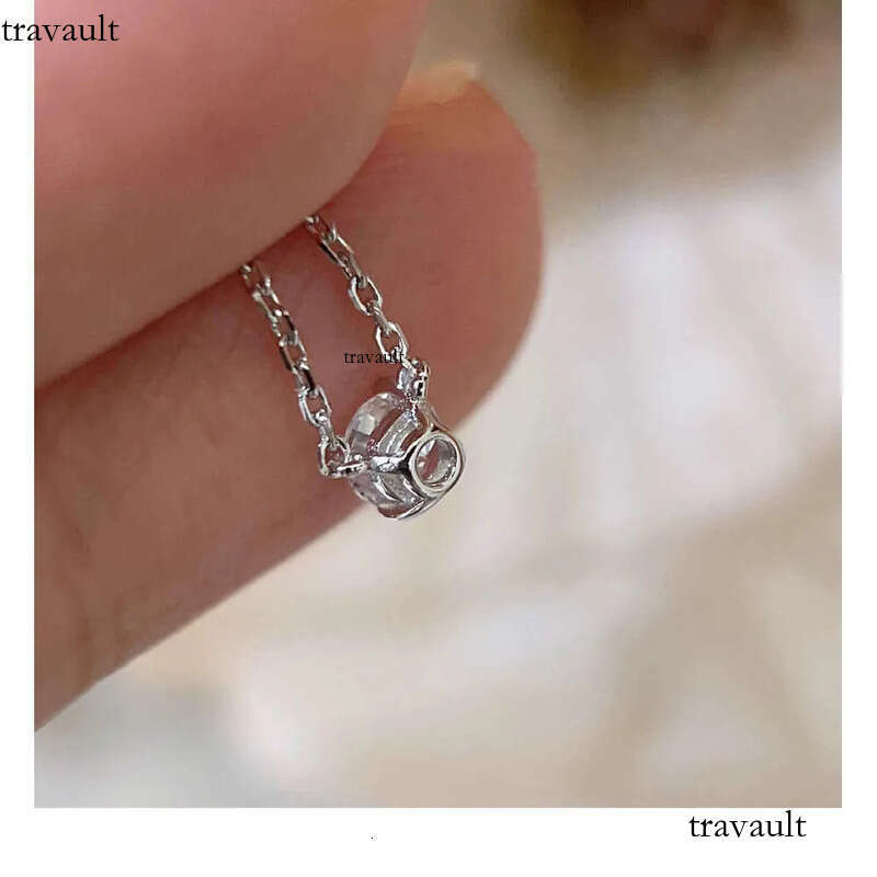 DHCollections Sterling Sier Elegant Pierced Moissanite Necklace Chocker Women