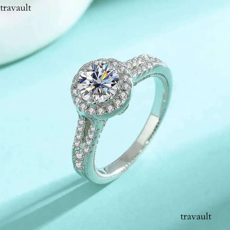DHCollections Fashion Round Inlaid Dia 2 Cs Moissanite S Sterg Sier Wedding Proposal Gift Ring