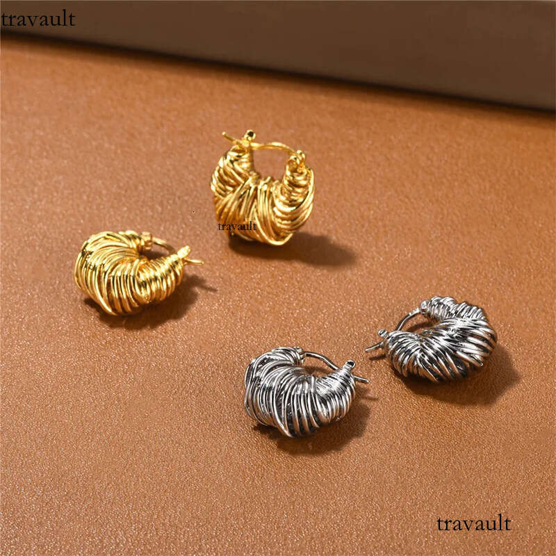 French Light Heavy Industry Advanced Loop Knitted Earrings for Women S Sier Needle Fashion Unique Charm Jewelry Trend