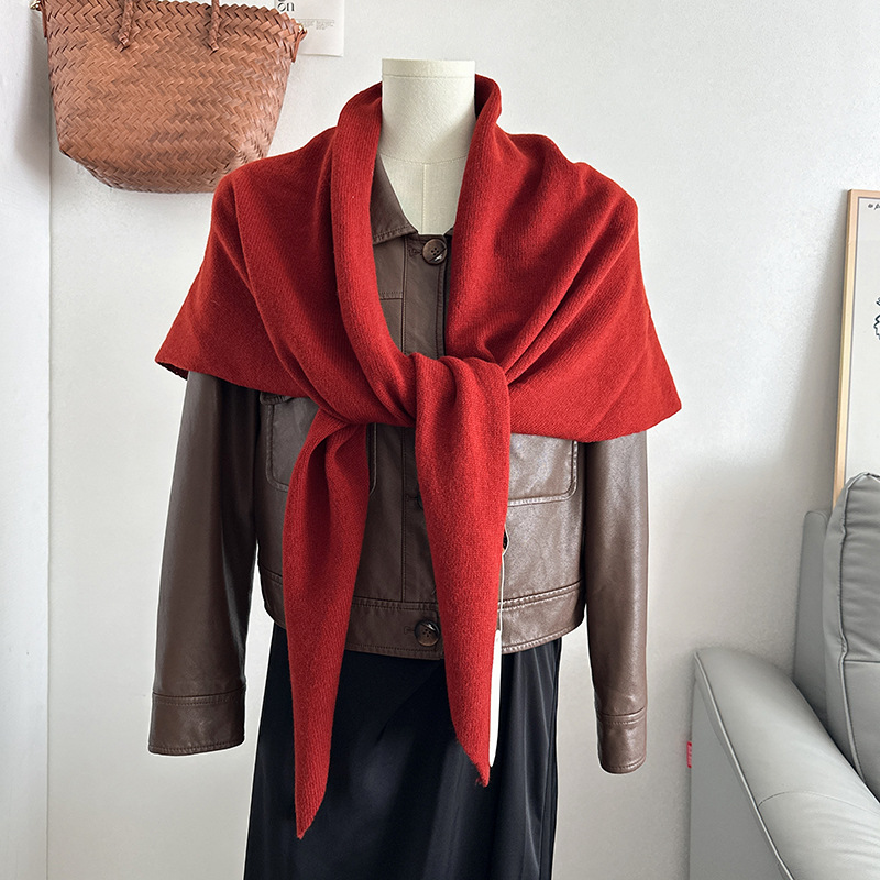 Free Shipping Wool And Triangle Shawl For Autumn And Winter Warm Solid Color Simple High Sense Of Scarf Scarf 2025s hot