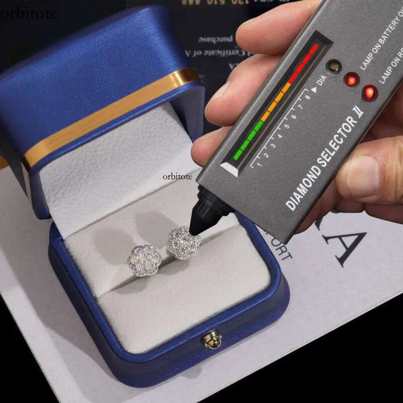 Elegant Dazzg Trendy wer 10MM Moissanite Dia Ear Studs For Men Women Hip Hop Jewelry Fine Earrings 10K Solid Gold