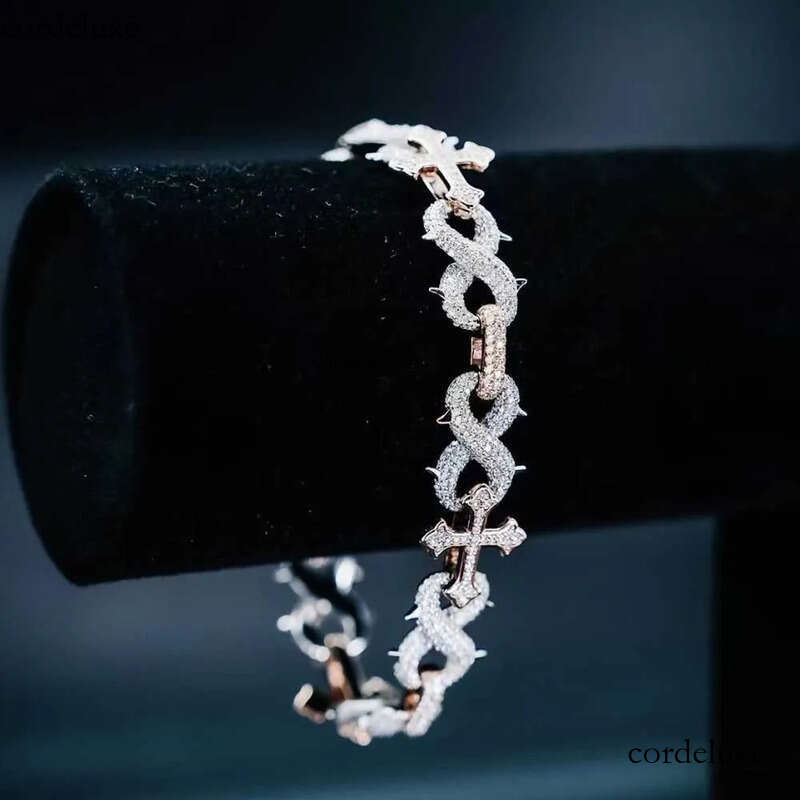 Infinity Cross Iced Out Moissanite Dia Spikes Cuban Link Chains Necklace for Mens Sier Jewelry f3