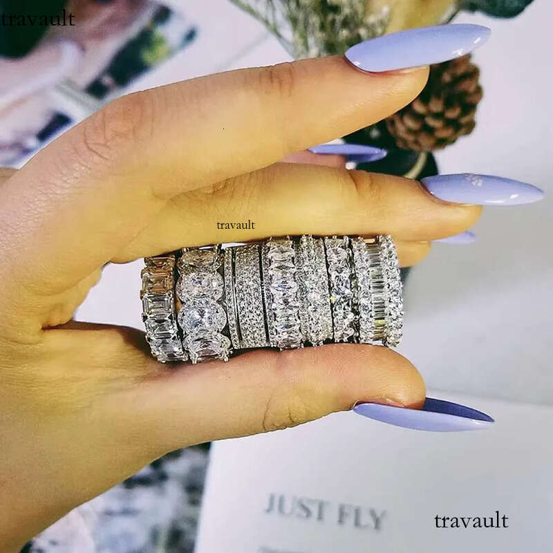 DHCollections Crystal Stackable Ring Set Fashion Zircon Style Band Rings for Women Adjustable Sparkle Statement Jewelry 6 Sizes 1 Piece